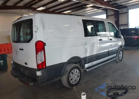 2016 Ford Transit-250 z USA, uszkodzony, nr VIN 1FTYR1ZM9GKA42511